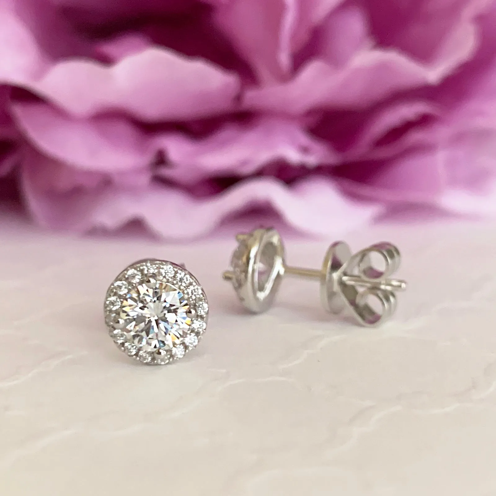 1 ctw Round Halo Stud Earrings