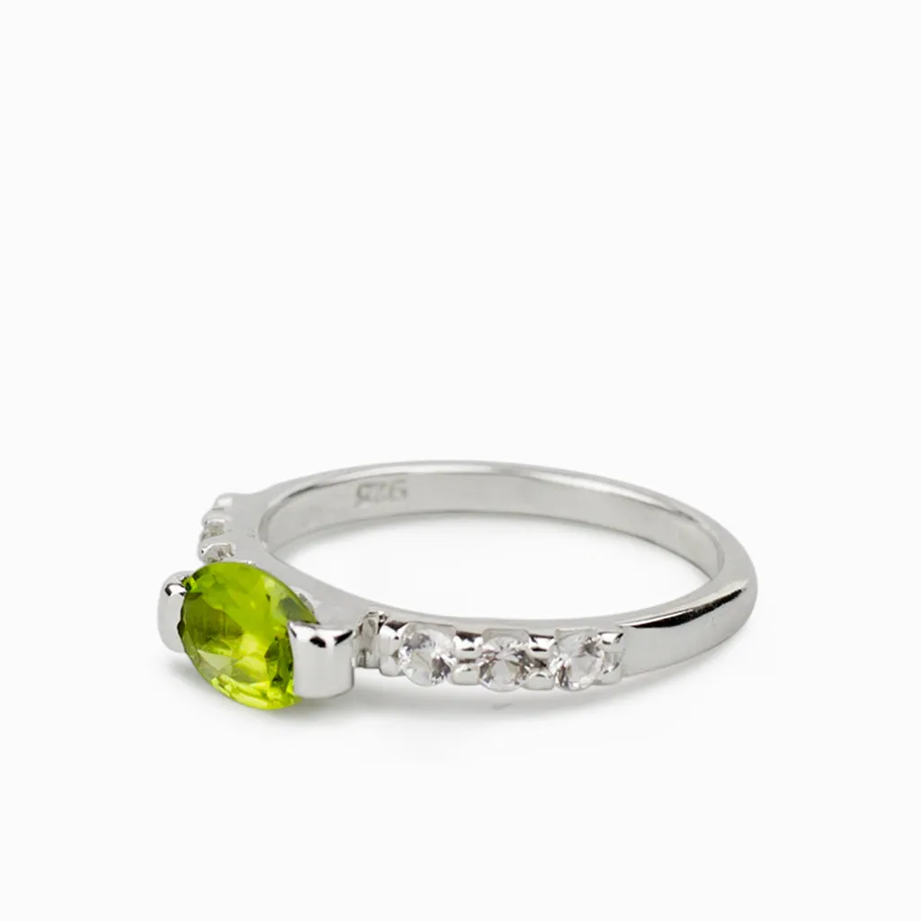 Peridot and White Topaz Ring